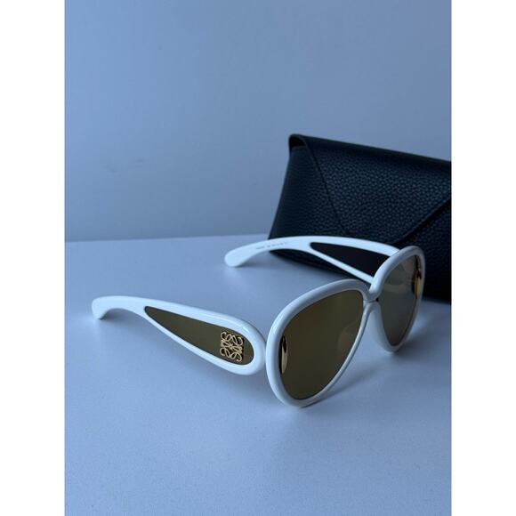 NEW Loewe LW40132I Sunglasses in White Gold Mirror main image 6
